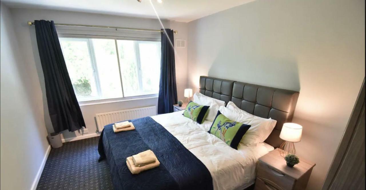 3-Bedroom Comfy Home In 索利赫尔 外观 照片
